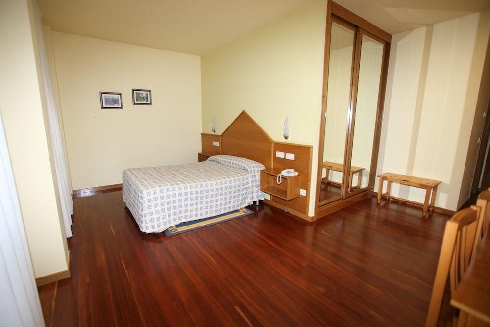 Hotel Bello O Pino Bagian luar foto