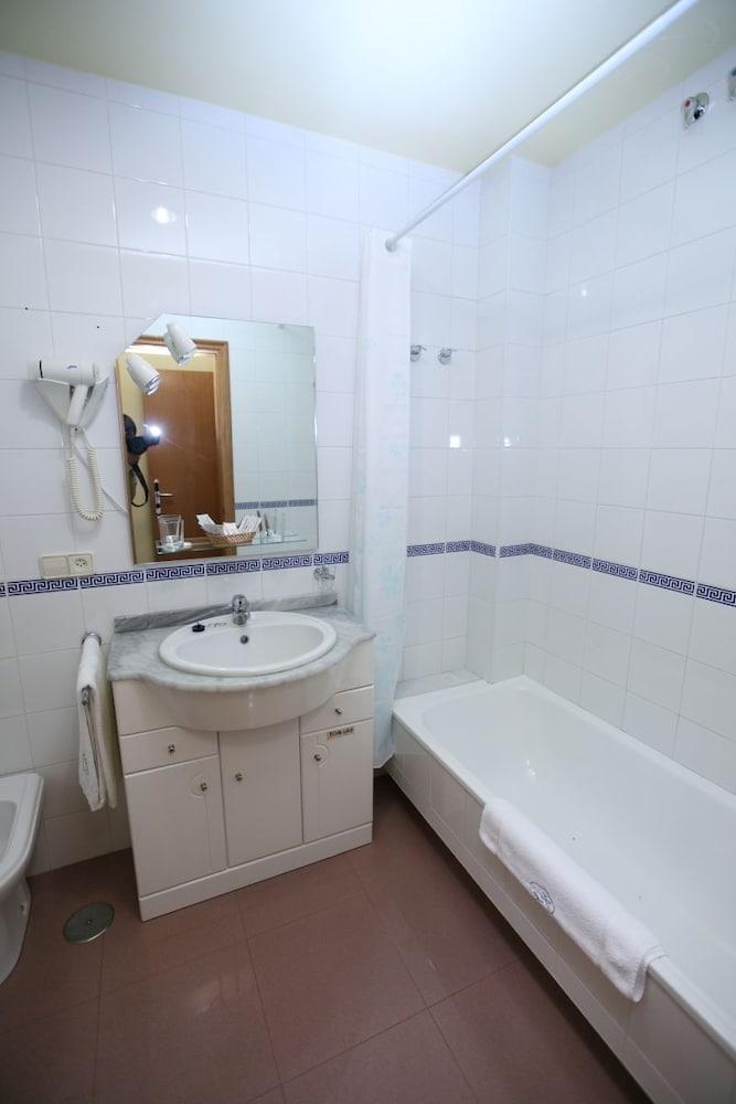 Hotel Bello O Pino Bagian luar foto